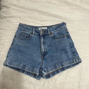 Bullhead shorts